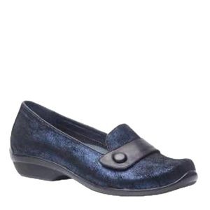 DANSKO Blue Metallic Olena Flats Size 41/10.5-11---feels like 39/9N